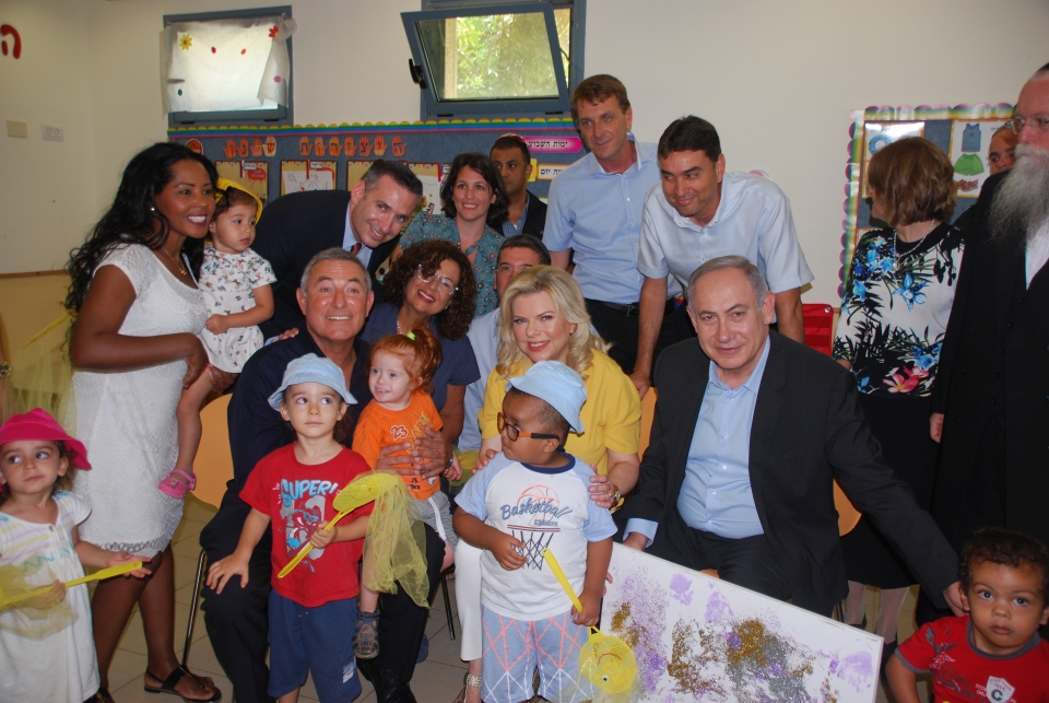 רה"מ בנימין נתניהו ורעייתו הגב' שרה נתניהו ביקרו היום בכפר השיקומי עלה נגב- נחלת ערן